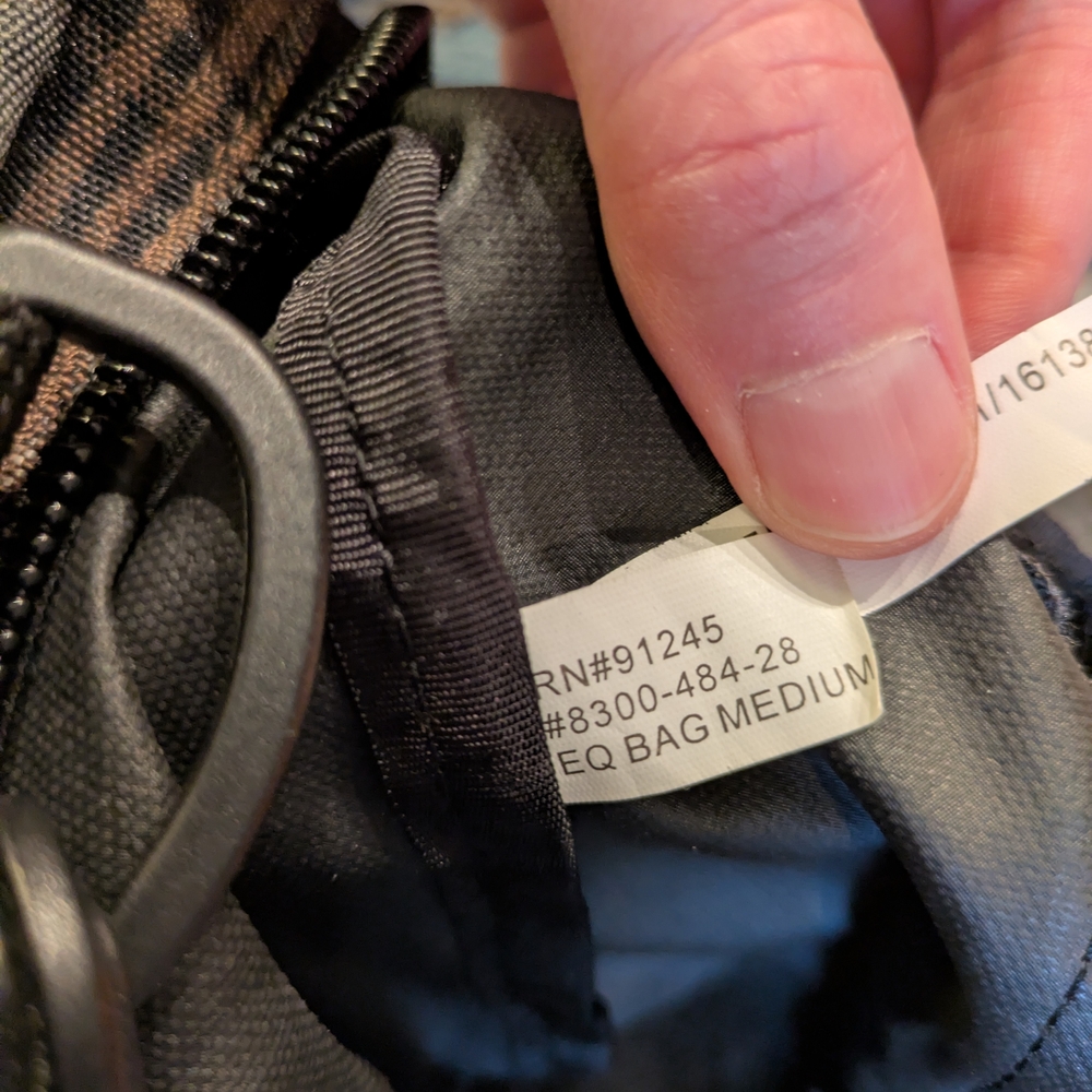 Retro Dakine 51L EQ Bag. Brown Plaid Duffle Bag - Picture 5 of 6